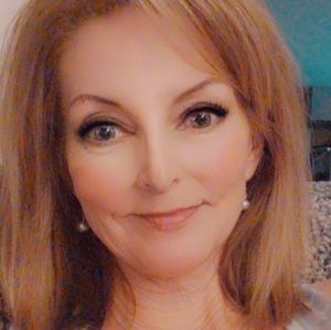 Meet your Posher, Vickie